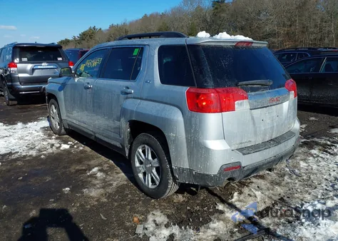 2015 GMC Terrain Slt-1 z USA, uszkodzony, nr VIN 2GKFLXE33F6367492